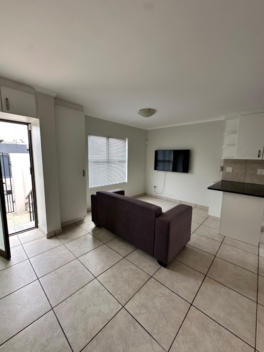 To Let 2 Bedroom Property for Rent in Sandown Western Cape